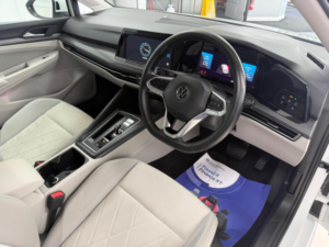 2021 Volkswagen Golf 2.0 Tdi Style DSG Euro 6 (s/s) 5dr in White — image 6