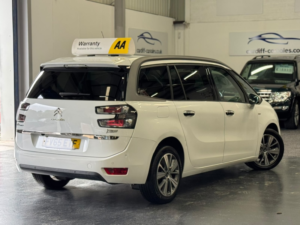 2015 Citroen Grand C4 Picasso 1.6 Bluehdi Exclusive+ in White — image 6