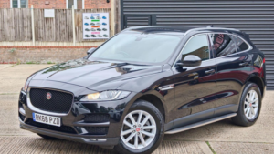 2018 Jaguar F-Pace 2.0 D165 Prestige Euro 6 (s/s) 5dr in Black — image 2