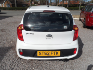 2013 Kia Picanto 1.0 1 in White — image 5