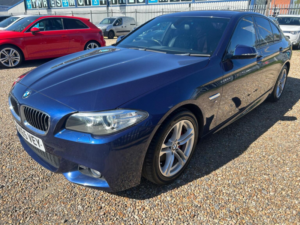 2015 BMW 5 Series 2.0 520d M Sport Auto Euro 6 (s/s) 4dr in Blue — image 3