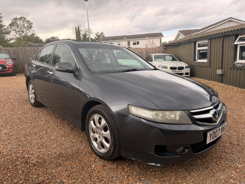2007 Honda Accord 2.0 I-Vtec Ex 4dr in Grey — image 1