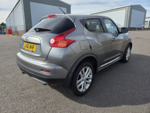 2011 Nissan Juke 1.6 Acenta Premium in Grey — image 3