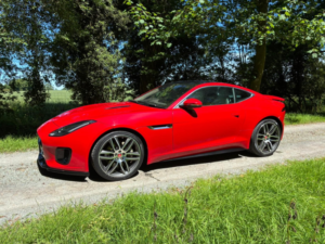 2018 Jaguar F-Type 3.0 V6 R-Dynamic in Red — image 4