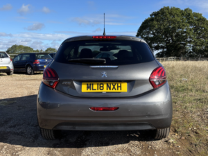 2018 Peugeot 208 1.2 Puretech Allure Premium in Grey — image 6