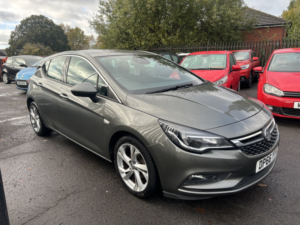 2016 Vauxhall Astra 1.4 I Turbo Sri in Grey — image 6