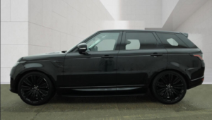 2020 Land Rover Range Rover Sport 2.0 P300 Hse Auto 4WD Euro 6 (s/s) 5dr in Black — image 5