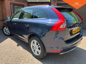 2013 Volvo Xc60 2.4 D5 Se Lux Nav Geartronic AWD Euro 5 5dr in Blue — image 3
