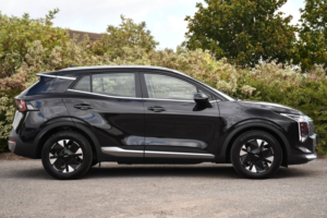 2026 Kia Sportage 1.6 T-Gdi Pure SUV 5dr Petrol Manual Euro 6 (s/s) (147 Bhp) in Black — image 2