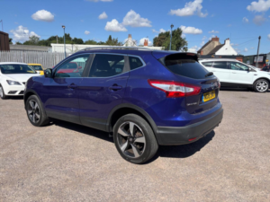 2016 Nissan Qashqai 1.5 Dci N-Connecta 2WD Euro 6 (s/s) 5dr in Blue — image 2