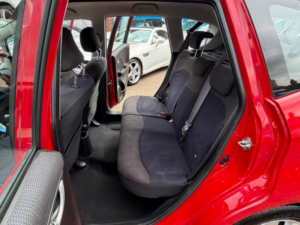 2013 Honda Jazz 1.4 I-Vtec Es Euro 5 5dr in Red — image 5