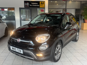 2015 Fiat 500x 1.6 500x Off-Road Look 1.6 Multijet Ii 120hp Cross in Black — image 5