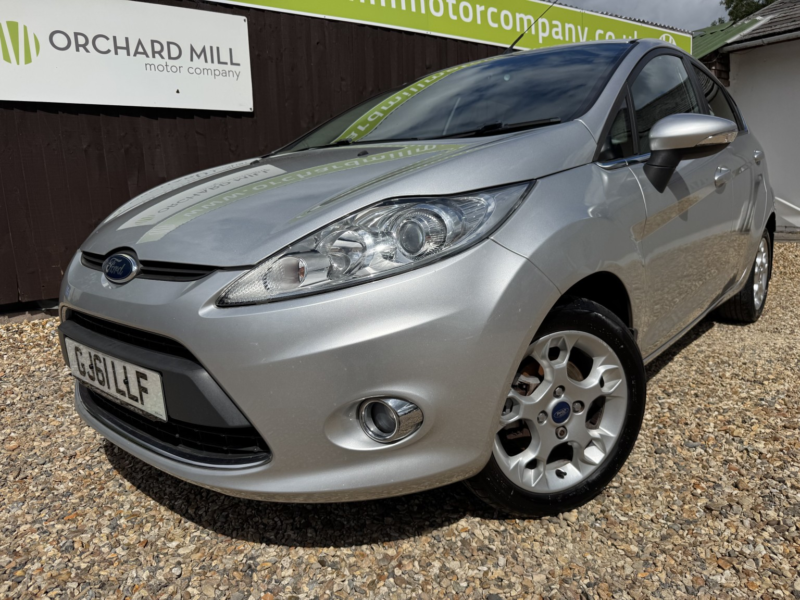 2011 Ford Fiesta 1.4 Zetec in Silver — image 1