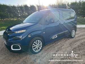 2020 Citroen Berlingo 1.5 Bluehdi Feel 4 Seater in Blue — image 2