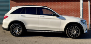 2018 Mercedes-Benz Glc 3.0 Glc350d V6 Amg Line in White — image 4