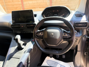 2019 Peugeot Rifter 5 SEAT Wheelchair Accessible Disabled Access Vehicle Wav in Grey — image 2