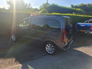 2016 Peugeot Partner Tepee 1.6 Bluehdi Allure Euro 6 (s/s) 5dr in Grey — image 6