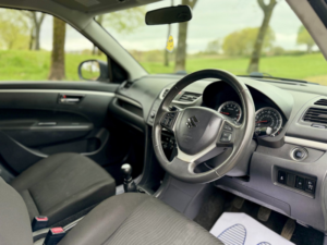 2013 Suzuki Swift 1.2 Sz4 in White — image 3