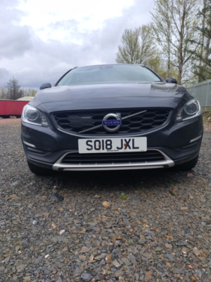 2018 Volvo V60 Cross Country 2.0 Cross Country Lux Nav D3 in Grey — image 3