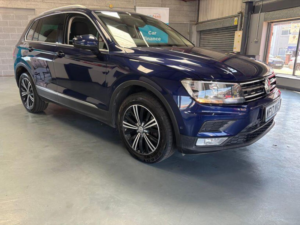 2017 Volkswagen Tiguan 2.0 Tdi Bluemotion Tech Se Navigation 4motion Euro 6 (s/s) 5dr in Blue — image 3