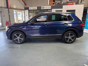 2017 Volkswagen Tiguan 2.0 Tdi Bluemotion Tech Se Navigation 4motion Euro 6 (s/s) 5dr in Blue — image 5