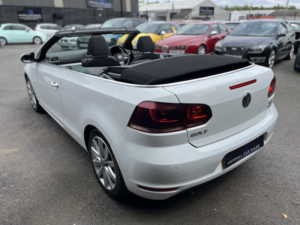 2012 Volkswagen Golf 1.6 Tdi Bluemotion Tech Se in White — image 5