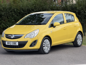 2012 Vauxhall Corsa 1.2 16v Excite in Yellow — image 3
