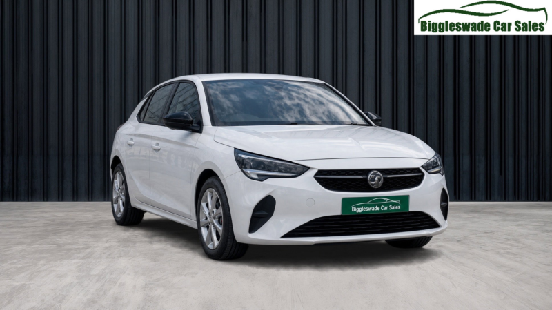 2019 Vauxhall Corsa 1.2 Se Nav Hatchback 5dr Petrol Manual Euro 6 (75 Ps) in White — image 1