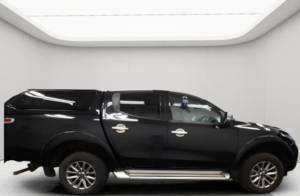 2019 Mitsubishi L200 2.4 Di-D Dc Barbarian 4WD Euro 6 4dr in Black — image 4