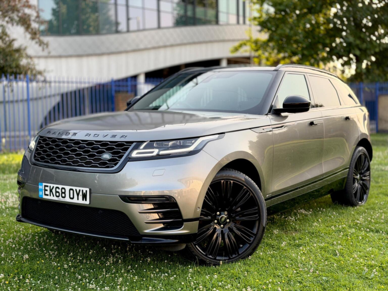 2018 Land Rover Range Rover Velar 2.0 D240 R-Dynamic Se Auto 4WD Euro 6 (s/s) 5dr in Silver — image 1
