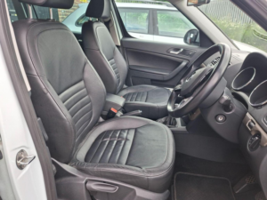 2015 Skoda Yeti 1.6 Tdi Greenline Ii Elegance Outdoor Euro 5 (s/s) 5dr in White — image 6