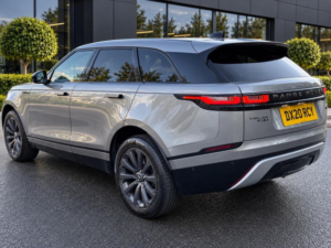2020 Land Rover Range Rover Velar 2.0 D240 R-Dynamic Se Auto 4WD Euro 6 (s/s) 5dr in Grey — image 5