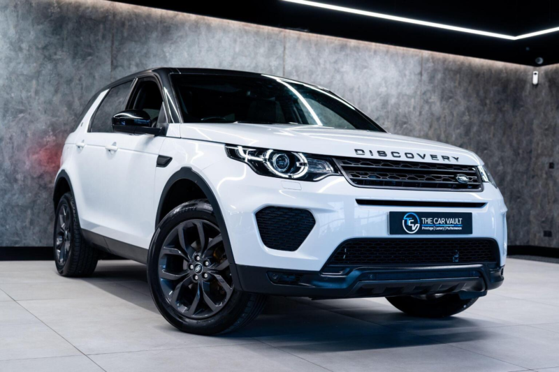 2019 Land Rover Discovery Sport 2.0 Td4 Landmark Auto 4WD Euro 6 (s/s) 5dr in White — image 1