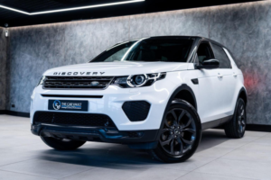 2019 Land Rover Discovery Sport 2.0 Td4 Landmark Auto 4WD Euro 6 (s/s) 5dr in White — image 4