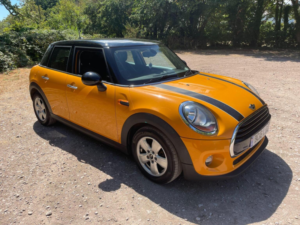 2016 MINI Hatch