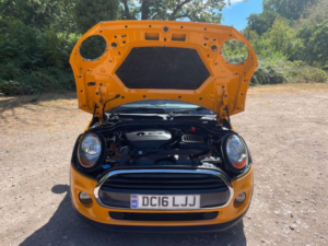 2016 MINI Hatch 1.5 Cooper Euro 6 (s/s) 5dr in Orange — image 5