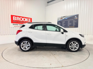 2017 Vauxhall Mokka X 1.6i Active Euro 6 (s/s) 5dr in White — image 6