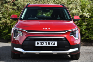 2023 Kia Niro 1.6h Gdi 2 SUV 5dr Petrol Hybrid Dct Euro 6 (s/s) (139 Bhp) in Red — image 5