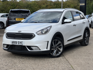 2019 Kia Niro 1.6 Gdi 4 in White — image 6