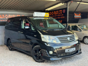 2020 Toyota Alphard - in Black — image 3