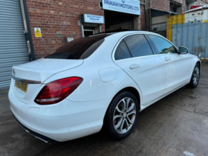 2015 Mercedes-Benz C Class 2.0 C350e 6.4kwh Sport (premium Plus) G-Tronic+ Euro 6 (s/s) 4dr in White — image 3