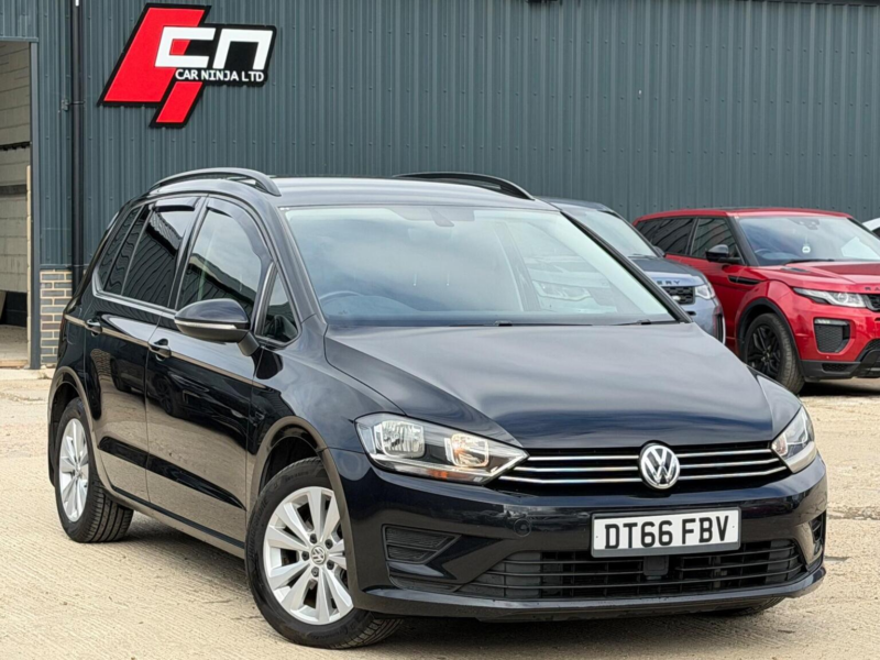 2017 Volkswagen Golf Sv 2.0 Tdi Bluemotion Tech Se DSG Euro 6 (s/s) 5dr in Black — image 1
