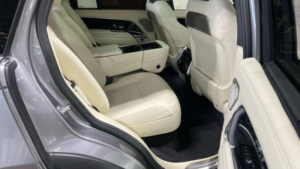 2022 Land Rover Range Rover 3.0 D350 Mhev Autobiography Auto 4WD Euro 6 (s/s) 5dr in Grey — image 3