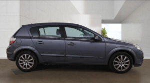 2006 Vauxhall Astra 1.8i 16v Design 5dr in Grey — image 5