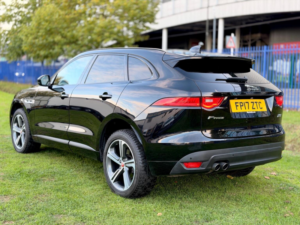 2017 Jaguar F-Pace 2.0 D180 R-Sport Auto AWD Euro 6 (s/s) 5dr in Black — image 4