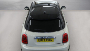 2017 MINI Hatch 1.5 Cooper Euro 6 (s/s) 5dr in White — image 5