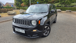 2017 Jeep Renegade 1.6 Renegade My17 Sport 1.6 Multijet Ii 120hp in Black — image 3