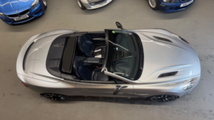 2015 Aston Martin Vanquish 6.0 V12 in Silver — image 3