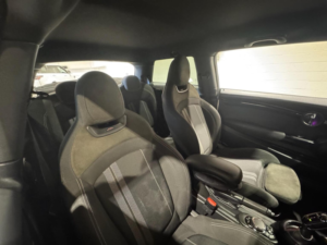 2018 MINI Hatch 2.0 Cooper S Steptronic Euro 6 (s/s) 3dr in White — image 4