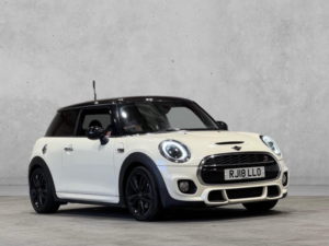 2018 MINI Hatch 2.0 Cooper S Steptronic Euro 6 (s/s) 3dr in White — image 6